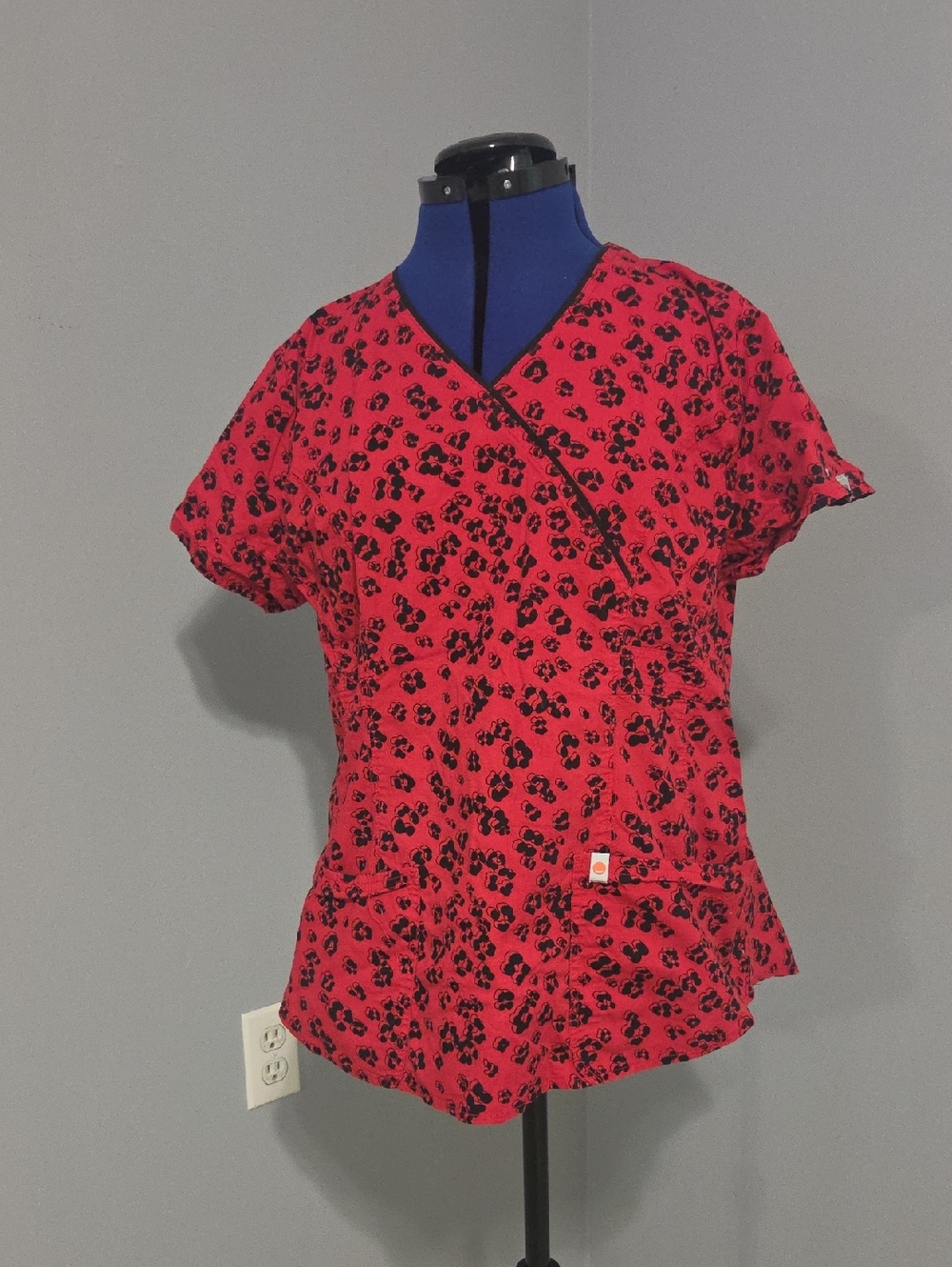 Women's Red Floral-Print Short Sleeve Scrub Top